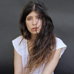 Imagem da notícia: Saatchi chama Pamela Love para saber as suas escolhas