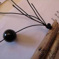 Imagem da notícia: Joias unem-se a poemas
