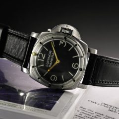 Imagem da notícia: Relógio histórico vendido em Genebra