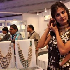 Imagem da notícia: &Iacute;ndia promove evento de joalharia internacional