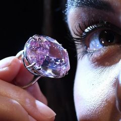 Imagem da notícia: Diamante mais caro em leilão