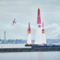 Imagem da notícia: Hamilton: cronometrista oficial do Red Bull Air Race