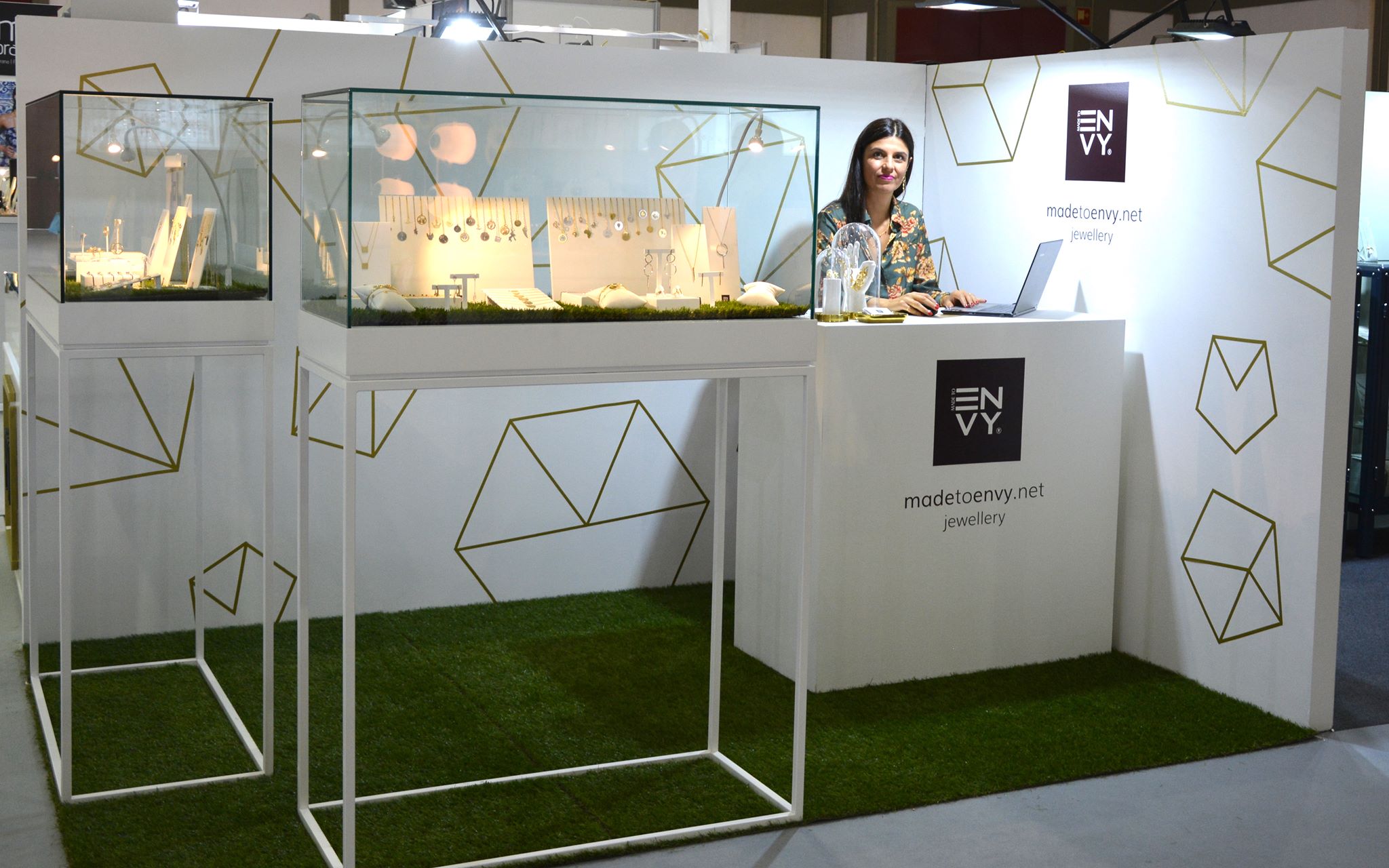 Imagem da notícia: Made to ENVY na PortoJóia