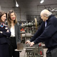 Imagem da notícia: Secretária de Estado da Indústria visita oficina Alcino