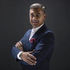 Imagem da notícia: Eugénio Campos cria joias intemporais e emotivas