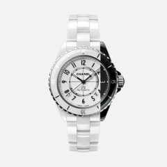 Imagem da notícia: Chanel e o icónico e intemporal J12