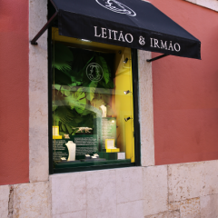 Imagem da notícia: Leitão & Irmão invites you to know more about sustainable luxury shop windows