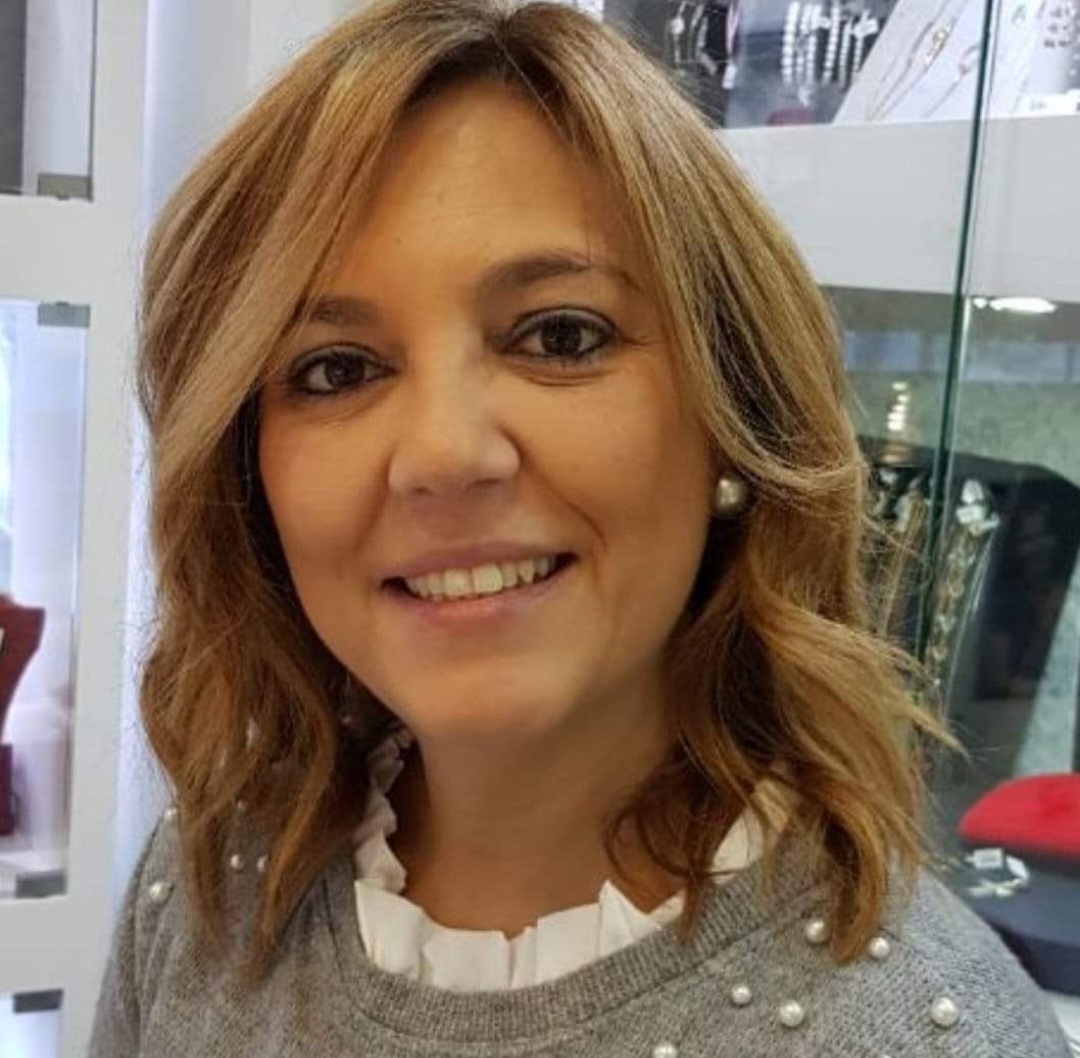 Imagem da notícia: Universo Pessoa Jóias aposta na venda de tiaras