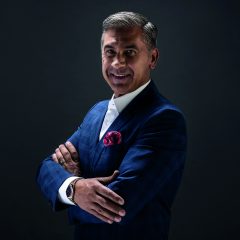 Imagem da notícia: Eugénio Campos continua a marcar tendências em joalharia