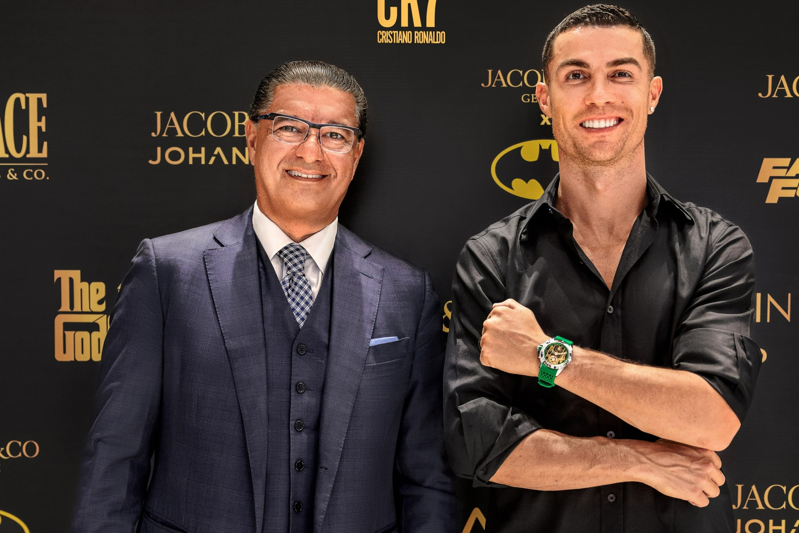 Imagem da notícia: Jacob & Co abre maior loja mundial na Arábia Saudita