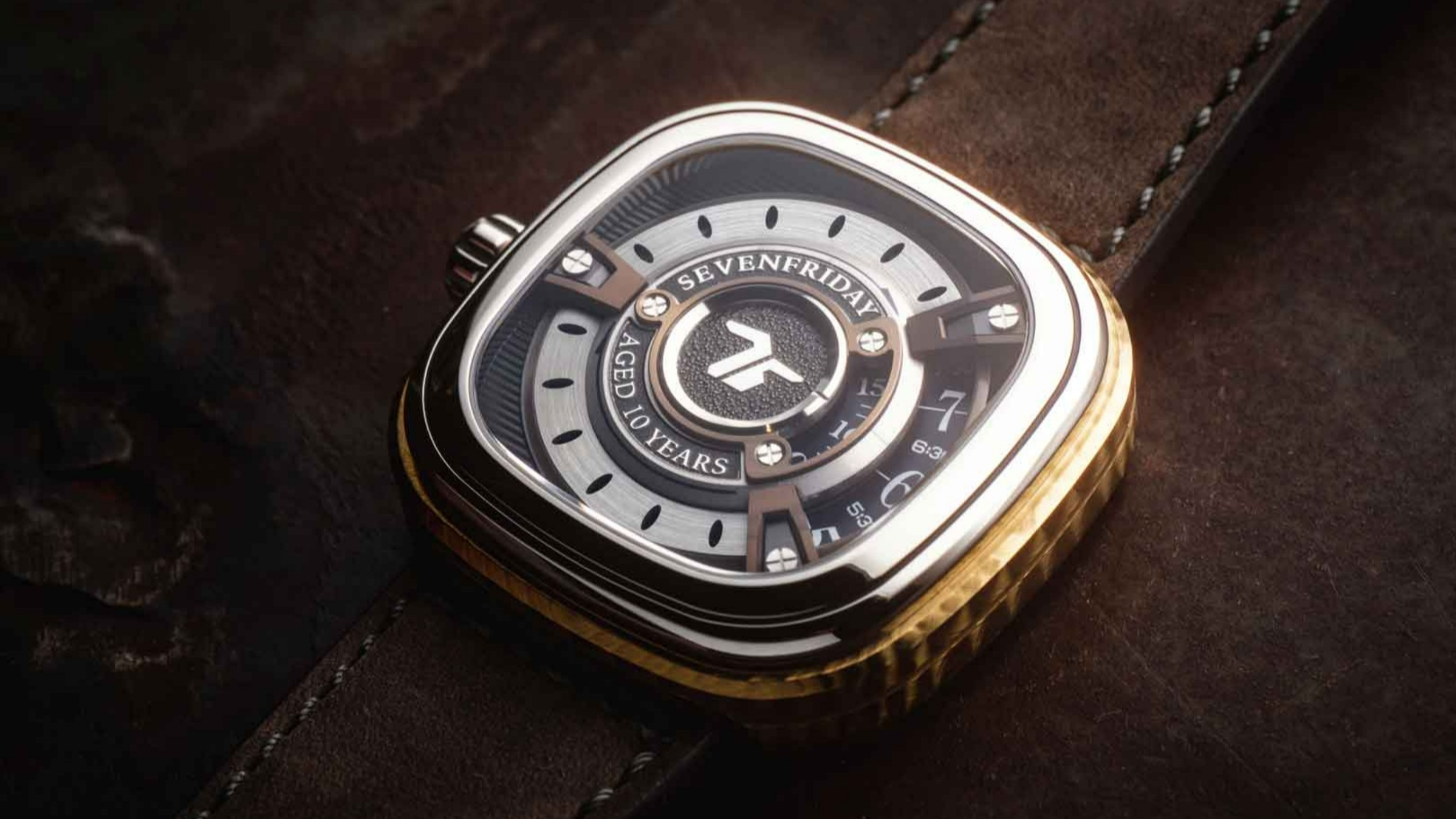 Imagem da notícia: No 10º aniversário a SEVENFRIDAY revela o M2/04