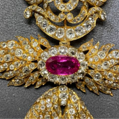 Imagem da notícia: Rui Galopim de Carvalho abre ciclo de formação sobre Pedras Preciosas