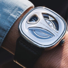 Imagem da notícia: SEVENFRIDAY regressa ao futuro com a nova SÉRIE ME!