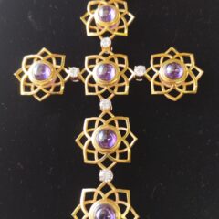 Imagem da notícia: Cruz de Lusitânia oferecida a Dom Ivo Scapolo
