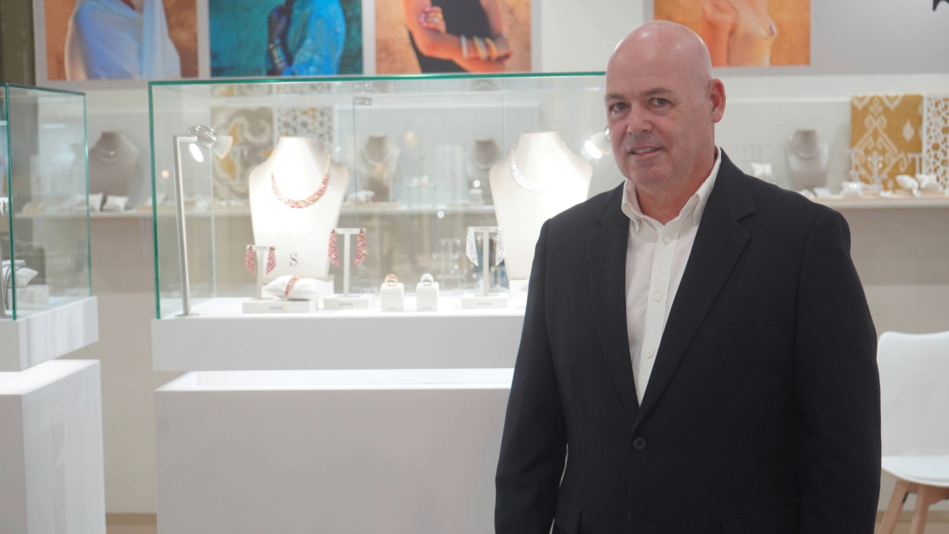 Imagem da notícia: Salvatore Plata na Portojóia 2025: assista ao vídeo