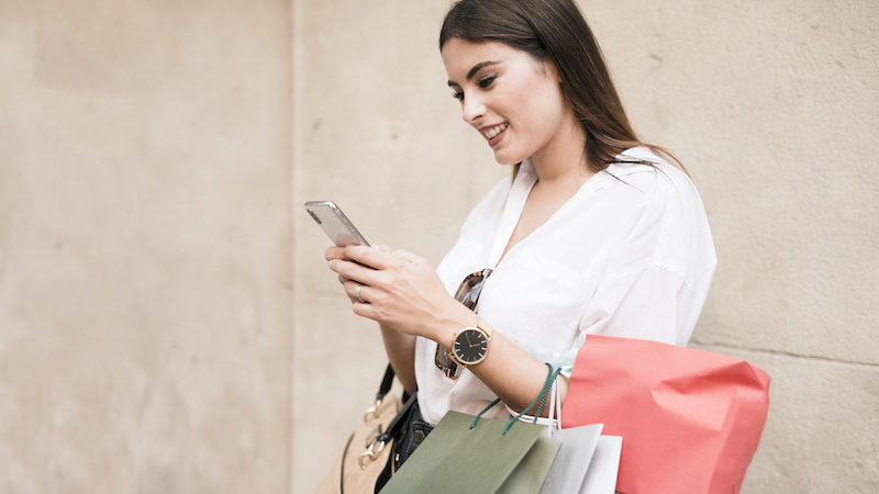 Imagem da notícia: 51% dos consumidores em Portugal e Espanha utilizam IA para decidir o que comprar